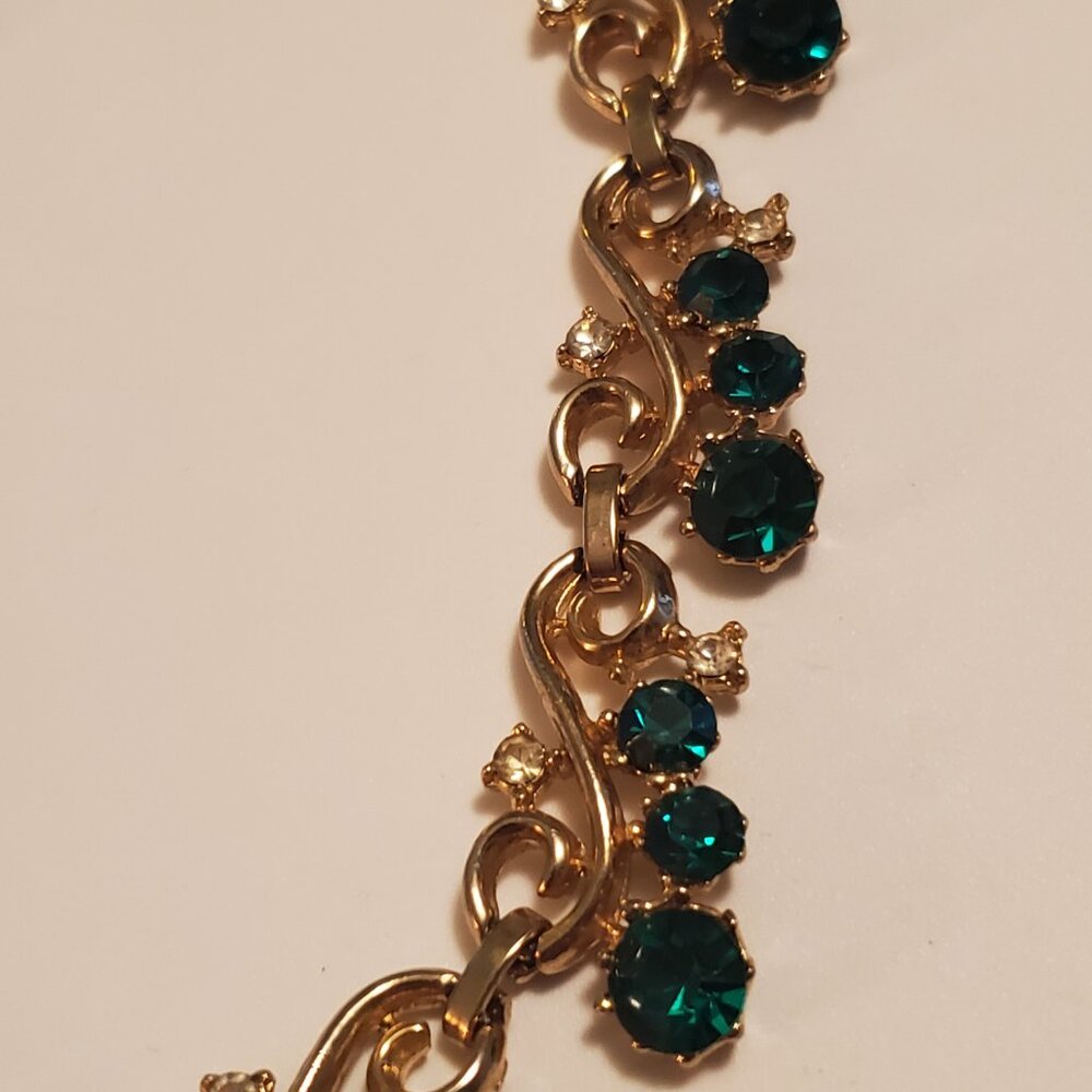 1 Necklace, item # A -1235, wt. 28 grams. - Picture 6 of 14